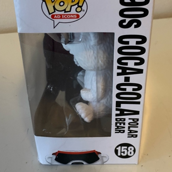 Funko Pop Coca Cola Polar Bear - Picture 2 of 5